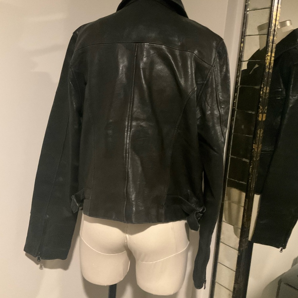 Levi's Women's Black Leather Jacket - Picture 4 of 8